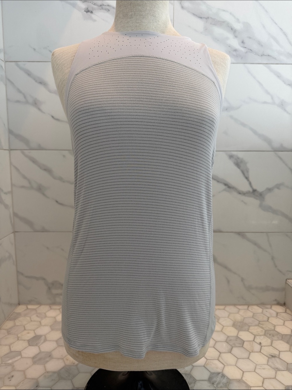 Lululemon All Tied Up Gray Stripped Tank Top Women’s Size 6